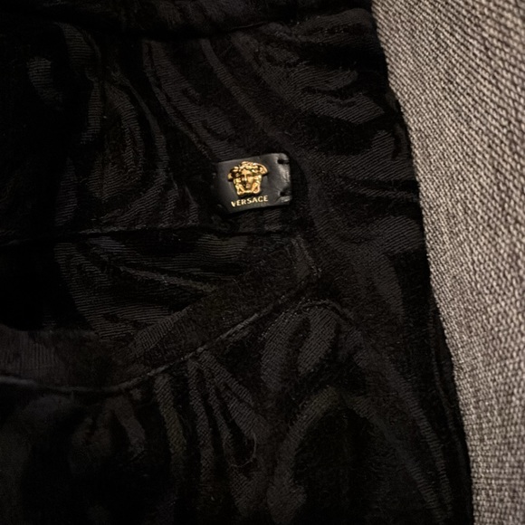 VERSACE MEN'S BLACK ACTIVEWEAR PANTS - Picture 4 of 8
